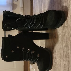 LILIANA BOOTS